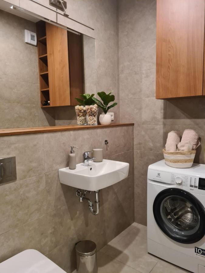 Venice Villa Apartment, Self Check-In 24H, Free Parking พอซนาน ภายนอก รูปภาพ