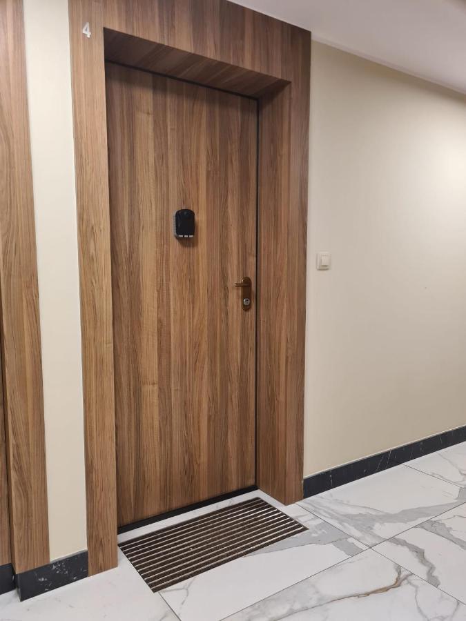 Venice Villa Apartment, Self Check-In 24H, Free Parking พอซนาน ภายนอก รูปภาพ